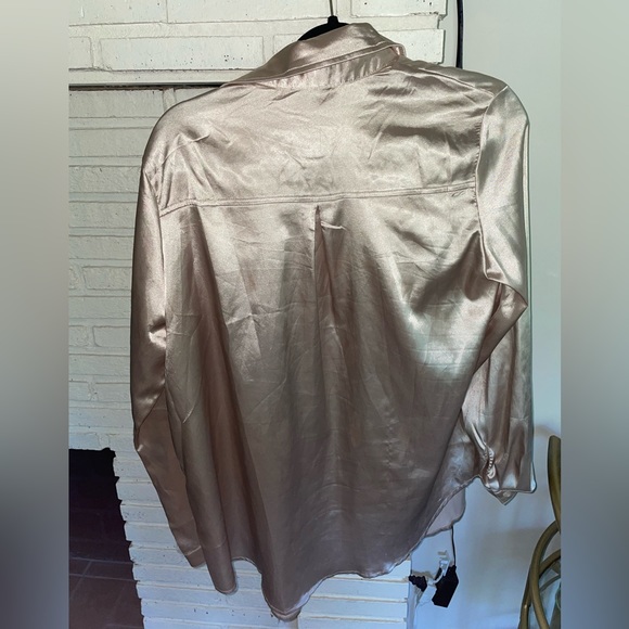 Pretty little thing champagne colored long sleeve oversized button down - Picture 2 of 4
